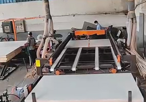 伺服系統(tǒng)36-48尺自動鋸邊機